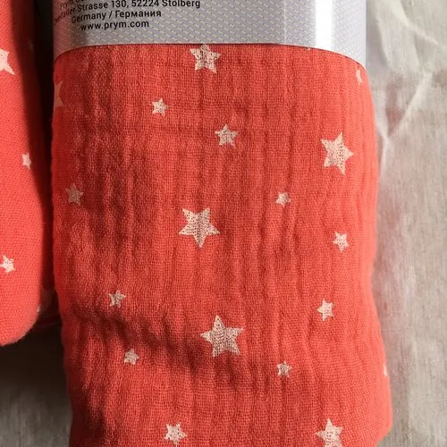 Coupon de tissu, coton, mousseline double gaze étoilée, couleur rouge saumon