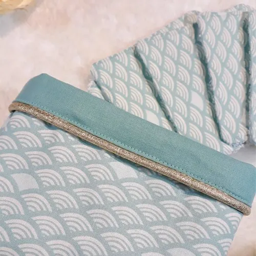 Lingettes visage et panier de rangement